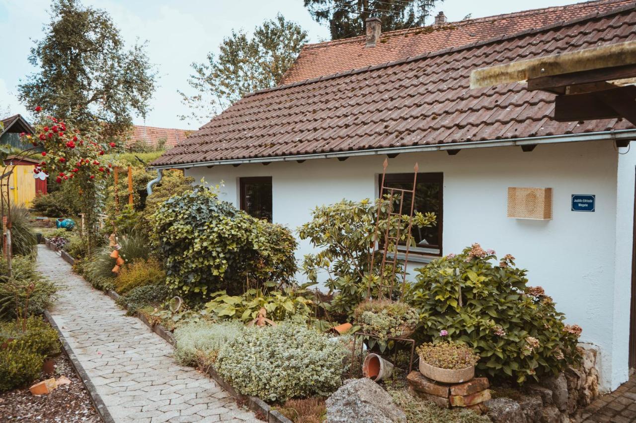 Ferienparadies Am Kammerberg - Ein Ganzes Haus Fuer Sie Alleine!!! Weissenhorn Exterior photo